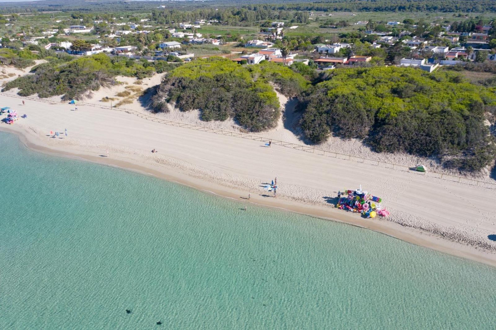 Vidamarina - Camere Al Mare Torre Lapillo Buitenkant foto